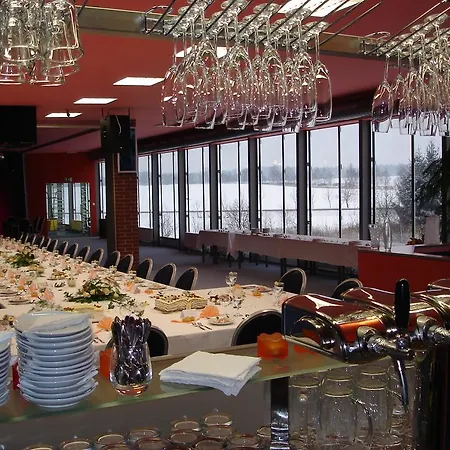 Hotel Relaxcentrum Mrkáček Lišov 3*